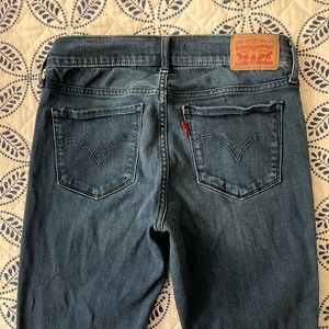 Levi’s 711 skinny jeans